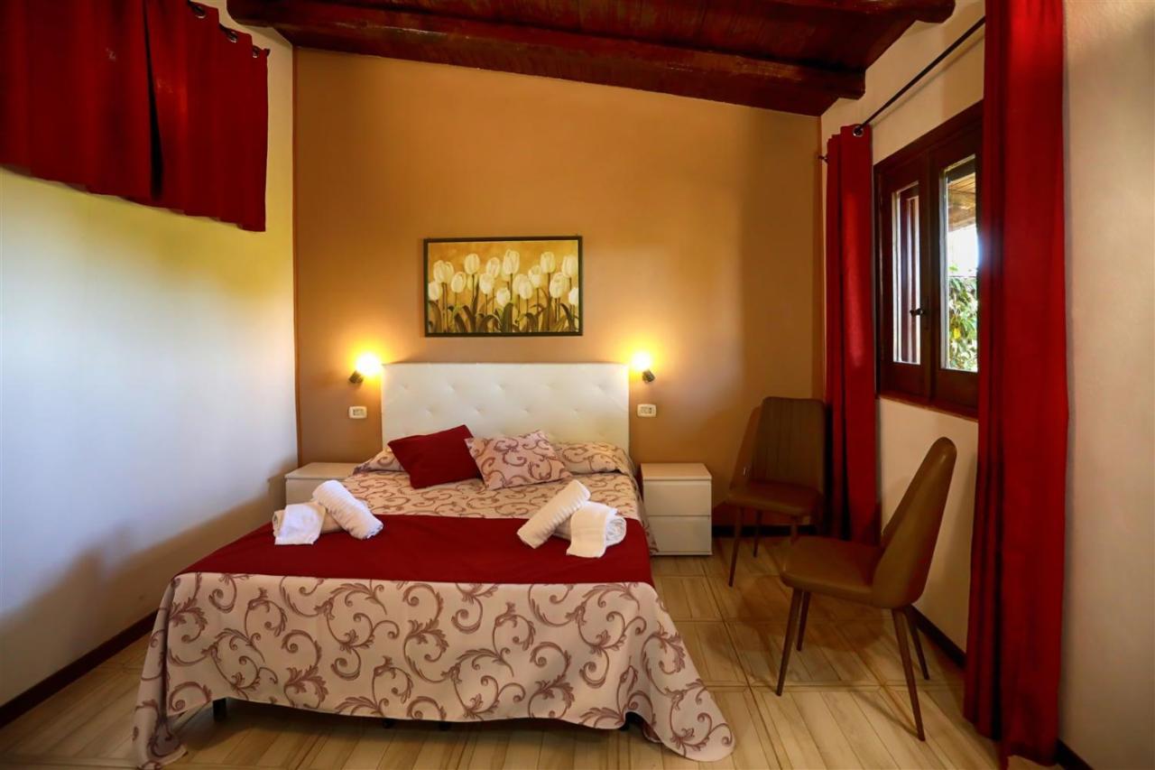 Hostal La Perciata Contrada Maeggio Exterior foto