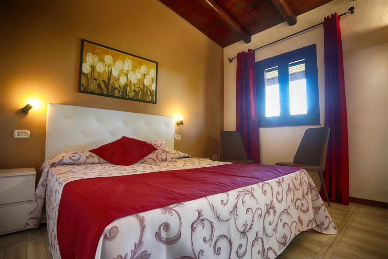Hostal La Perciata Contrada Maeggio Exterior foto